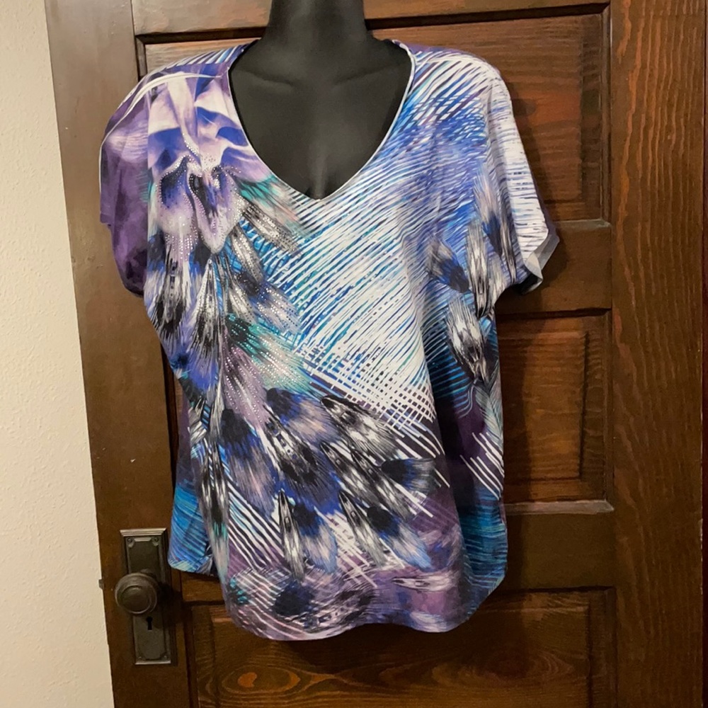 Chico’s tee size xl